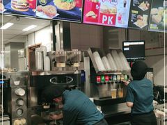 -麦当劳(中山八路店)