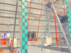 -极限PLAY运动娱乐新世界·团建派对潮玩休闲馆·室内蹦极高空游乐园