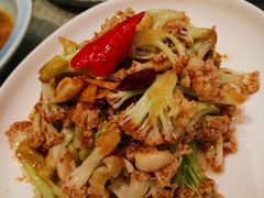 -老街坊美食汇(玉兰大街店)