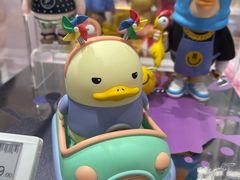 -泡泡玛特POPMART(蓝色港湾店)