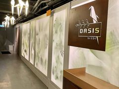 -Oasis Bar & Grill