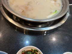 -老来福·非遗酸汤兔(凯旋路店)