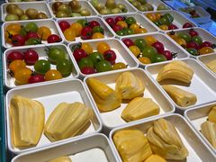 -涨巢·潮玩水疗局