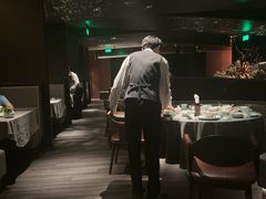 -左庭右院鲜牛肉火锅黑金店(陆家嘴中心店)