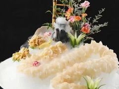 -醉辉皇上海之巅(上海中心大厦店)