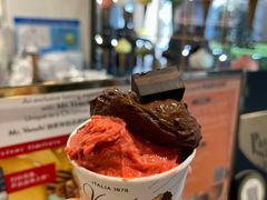 -VENCHI 闻绮(上海佛罗伦萨小镇店)