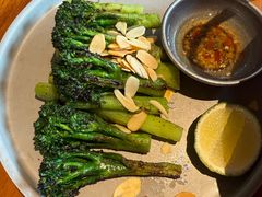 烤西兰花苔-SHAN山(前滩太古里店)