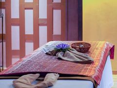 -莲泰式·中式·沐足·精油SPA采耳(天河店)