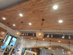-肆兮眼镜·蔡司·徕卡战略合作店(大坪店)