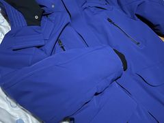 -福奈特洗衣·洗鞋·奢侈品护理(百联中环店)