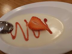 意式香草奶冻-城市大道红炉披萨烘焙坊