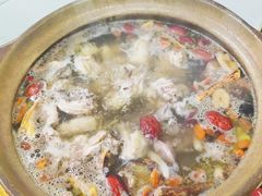 连州果园鸡-威邵鸡煲(西华路总店)