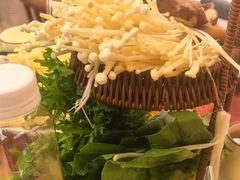-刘姐啤酒鱼民族演艺餐厅(西街总店)