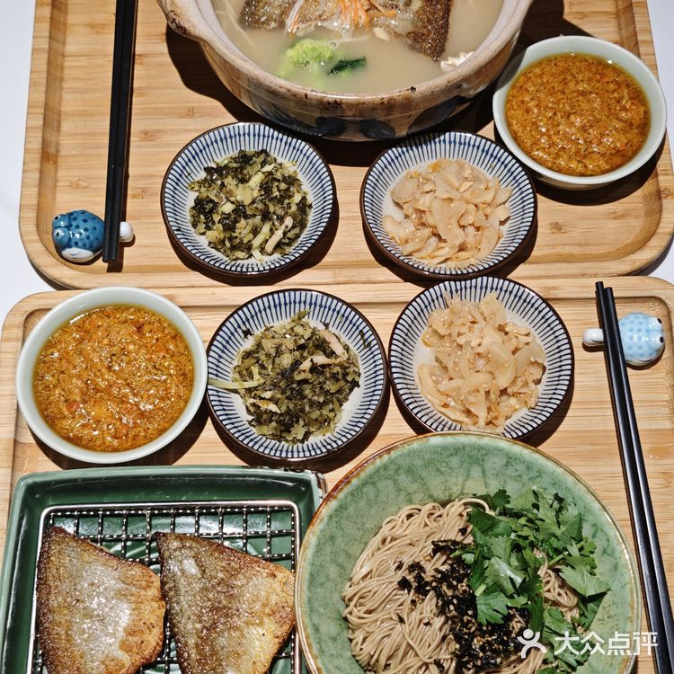 南京西路的黄鱼面，藏着外滩旧梦