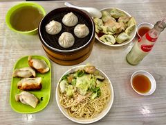 -珊珊小笼馆(仙霞路店)
