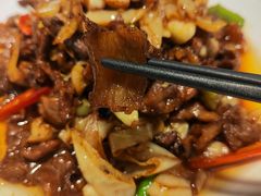 白辣椒炒黑猪肉-十二点·辣椒炒肉(南山店)