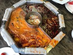 -佬土鹅肠火锅(中建大观店)