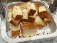 -HOT CRUSH趁热集合·现烤面包(环球港店)