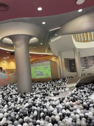 -奈尔宝·国风主题儿童乐园·亲子餐厅(豫园商城店)
