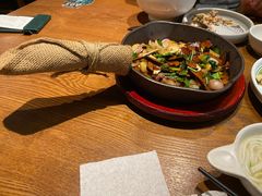 -云海肴·汽锅鸡·云南菜(天山百盛优客店)