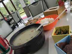 -七的湖·晚芳亭·阳澄湖农家菜·大闸蟹(莲花岛店)