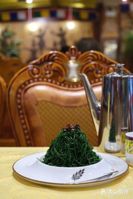 德乐海蒙餐炝拌草原沙葱图片