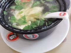 -闫家驴肉老店(华电一校店)