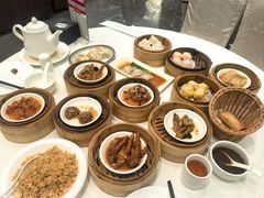 -万龙洲海鲜(大兴绿地缤纷城店)