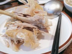 -湖畔鲁菜·二十年老字号餐厅(大明湖店)