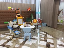 -睿宝儿科·眼科·口腔(静安大悦城门诊部)