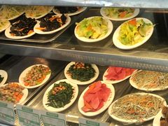 自助取餐区-华天新川面馆(缸瓦市店)