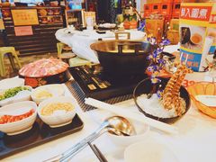 -鲜入围煮花胶鸡海鲜火锅