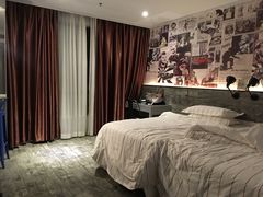 -湛江远扬YOUNG咖啡主题酒店(赤坎老街店)