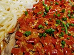 剁椒鱼头-吕氏疙瘩汤·新鲁菜(新贵和店)