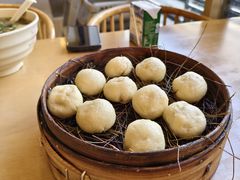 -佬钱湾仔(衣裳街店)