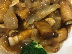葱烧海参-六和聚传统烤鸭.天津菜(和平店)
