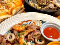 -JINNS锦时 steak&pizza(浸信会礼拜堂旧址店)
