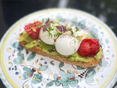 牛油果吐司-Alimentari早午餐(安福路店)