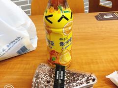 -全家便利店(宜山路站店)