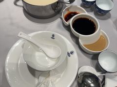 -红鼎豆捞·非遗鲍皇汤火锅(宝丰路店)