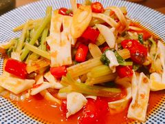-二孃鸡爪爪(东风路总店)