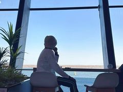 -抱抱地球咖啡馆(国家海洋博物馆店)