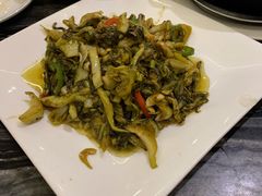 尖椒豆豉炒水律菜-美极鲜食坊(宝安南路店)