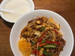 生炒黄牛肉面-寻裕记·现炒浇头面(人民广场店)