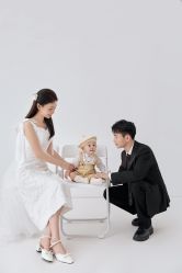 -小脚丫专业儿童摄影店