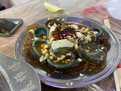 皮蛋拌豆腐-聂师傅油焖大虾