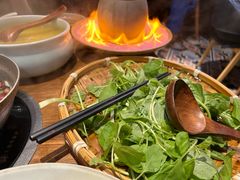 -吃饭皇帝大土家民族菜(正大广场店)