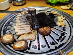 -老炉家木炭烤肉(长江国际店)