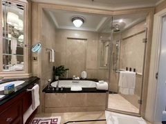 -广州富力丽思卡尔顿酒店