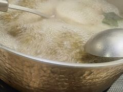 -菌子鲜汤野生菌锅